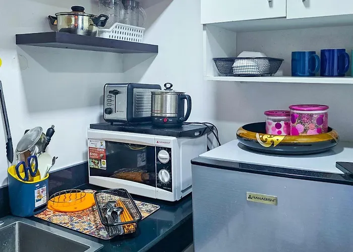 Citiclcentro 2br 2cr Near Everything 3* Manila